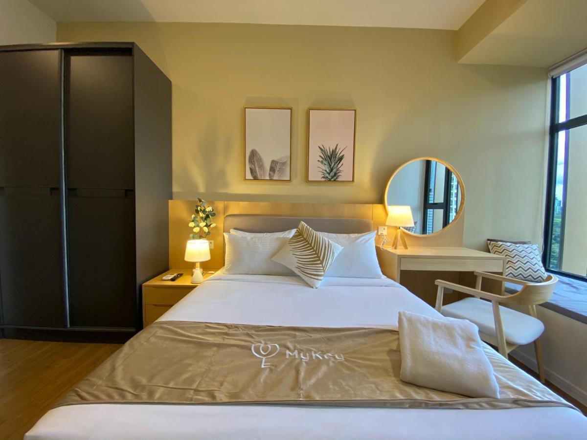 Ceylonz Suites By Mykey Куала-Лумпур Экстерьер фото Deluxe Room